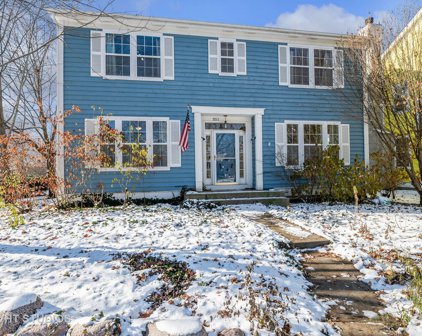 351 Lasalle Street, Vernon Hills
