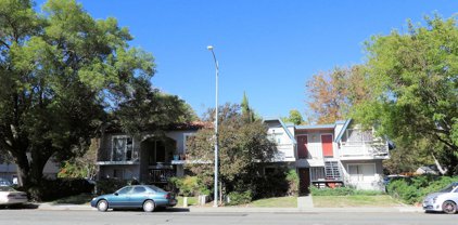 4913 Cowell Boulevard, Davis