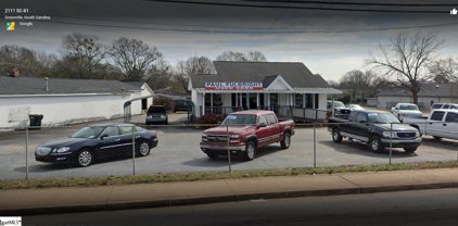 2111 Anderson Road, Greenville