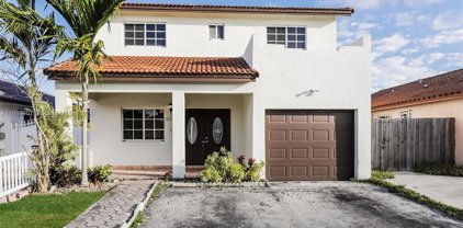 8975 Nw 112th St, Hialeah Gardens