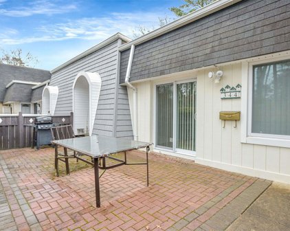 344 Birchwood Road Unit #344, Medford