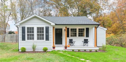 251 South Road, South Kingstown