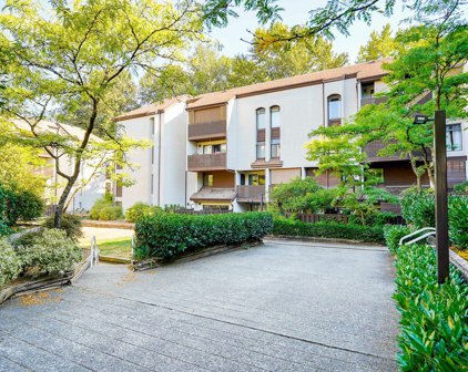 365 Ginger Drive Unit 16, New Westminster