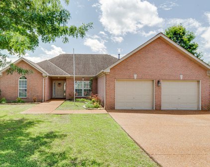1032 Whitley Pl, Hendersonville