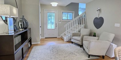 907 Crescent Lane, Bismarck