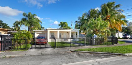 5901 Sw 63rd St, South Miami