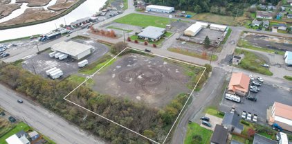 S 5th ST, Coos Bay