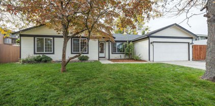 511 N Nevada St, Kennewick