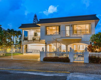 18301 Sunset Boulevard, Redington Shores