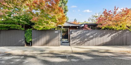 163 Greenmeadow Way, Palo Alto