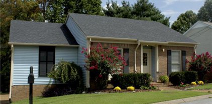 5328 Village Way, Nashville