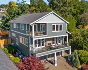 330 Cedar Avenue S, Renton image