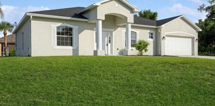 3995 Dominic Street, North Port