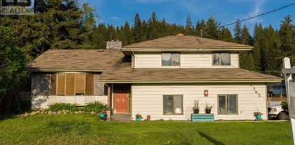 4702 SPRUCE CRES, Barriere