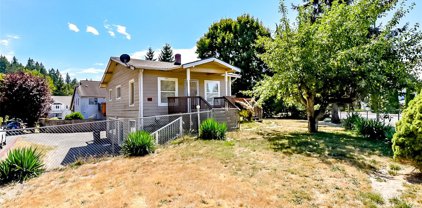 1002 37th Street SE, Auburn