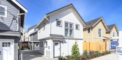 9031 15th Avenue SW, Seattle