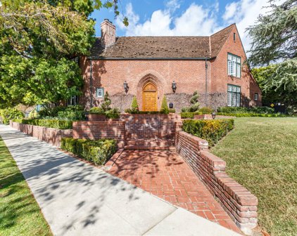 101 N Las Palmas Ave, Los Angeles