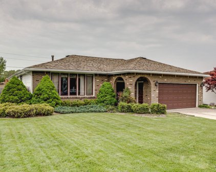 186 Windmill  Road, West Seneca-146800