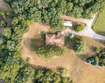38 Knoll Ln, Newville