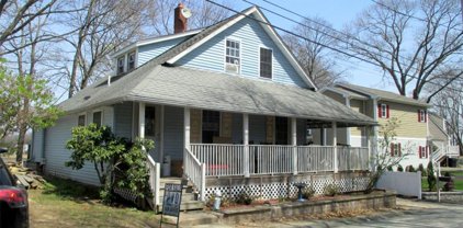 109 Arnolds Neck Drive, Warwick