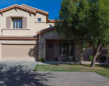 1988 W Periwinkle Way, Chandler