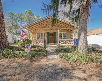 154 Taunton Blvd, Medford
