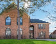 1122 Gulfton Drive, Pearland image