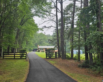 5798 Jefferson Mill Rd, Scottsville