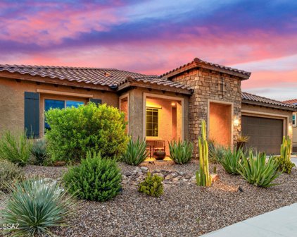 7230 W River, Marana