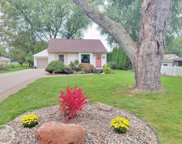 39401 Winkler, Harrison Twp image