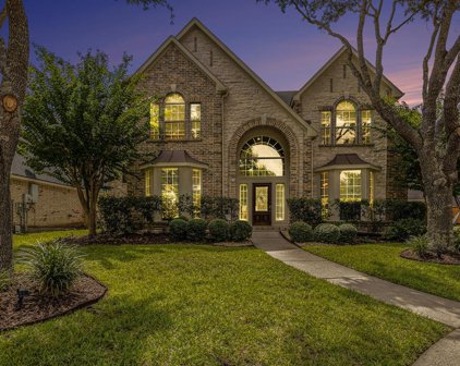 2811 Snyders Bluff, League City