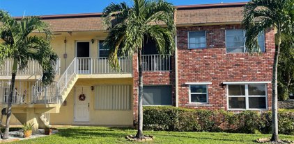 2060 Nw 81st Ave Unit #322, Pembroke Pines
