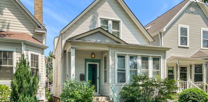 2120 W Waveland Avenue, Chicago