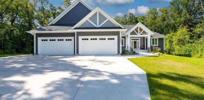 14303 Oakwood Road Extension, Minnetonka