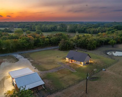 5352 Rose Hill  Road, Whitewright