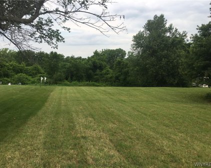 7685 Highland  Drive, Royalton-293689