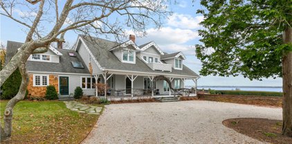 561 Indian Avenue, Middletown