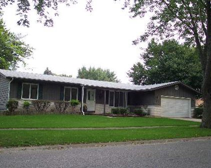 720 Ridge St, Algonquin