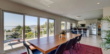 5104 Pam Road, Sechelt