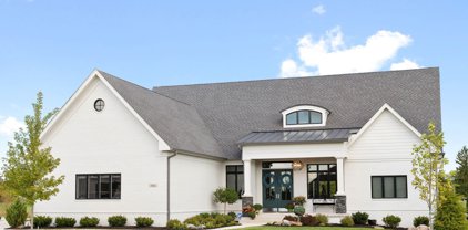 783 Meadowbrook Lane, Franklin