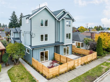 8026 24th Avenue NW Unit #B, Seattle