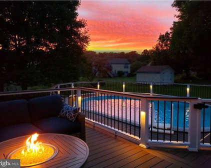 702 Elizabeth Ct, Aberdeen