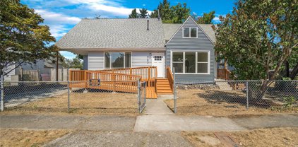 903 7th Street, Auburn