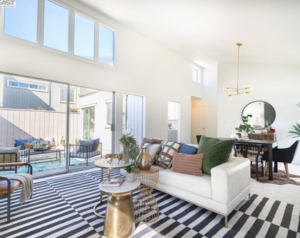 3459 Hazel Ln, Alameda