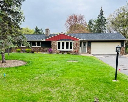 7478 Babcock Trail, Inver Grove Heights