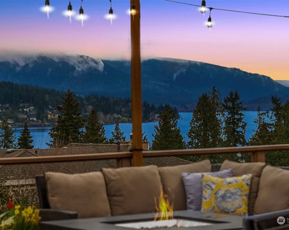119 174th Place NE, Bellevue