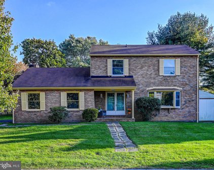 1209 W Lake Ave, Baltimore