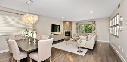 11023 Fruitland Drive Unit 204, Studio City