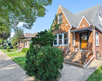 7417 Lowell Avenue, Skokie