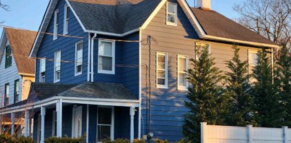 132 Rockwell Avenue, Long Branch